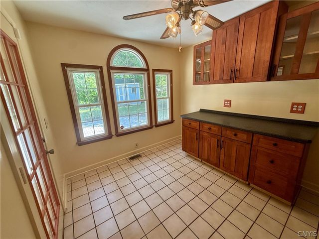 923 Cumberland Ave, Syracuse, NY 13210