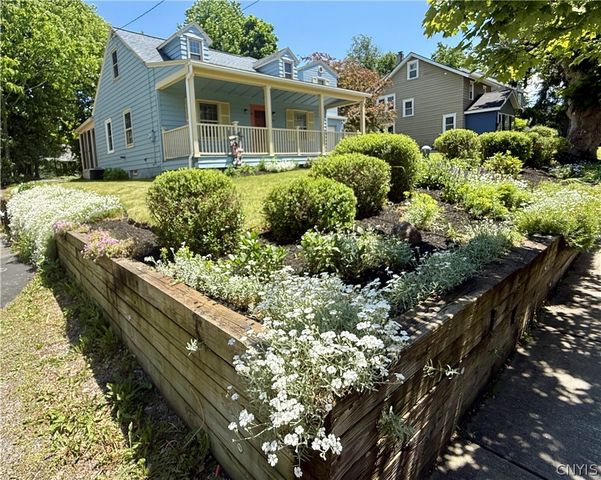 923 Cumberland Ave, Syracuse, NY 13210