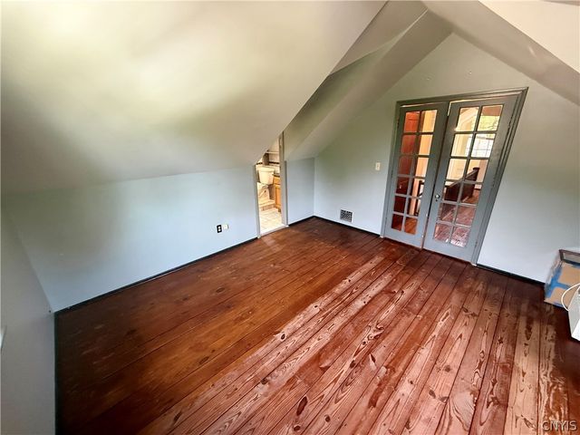 923 Cumberland Ave, Syracuse, NY 13210