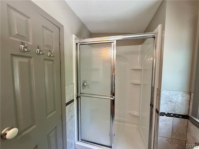 923 Cumberland Ave, Syracuse, NY 13210
