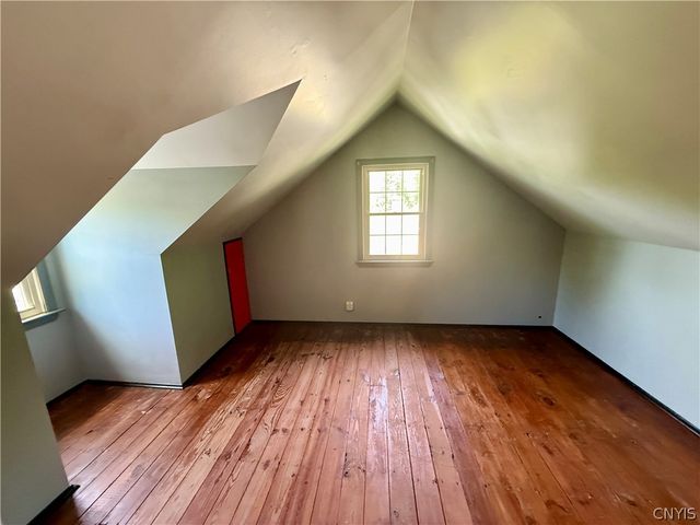 923 Cumberland Ave, Syracuse, NY 13210
