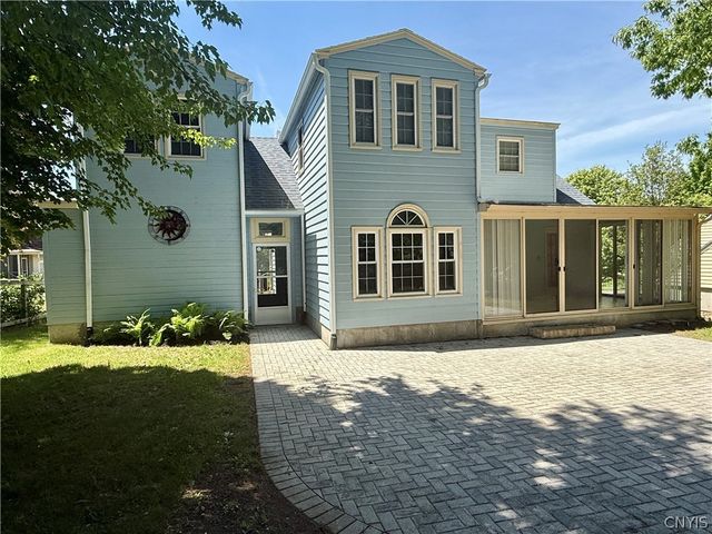 923 Cumberland Ave, Syracuse, NY 13210