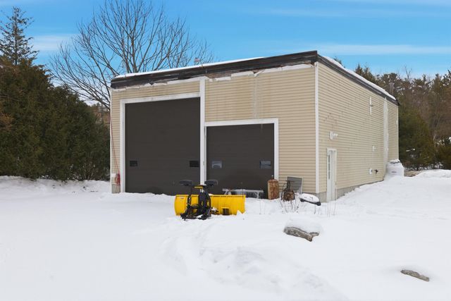 372 Owl Street, Campton, NH 03223