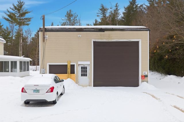 372 Owl Street, Campton, NH 03223