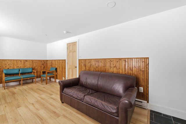 372 Owl Street, Campton, NH 03223