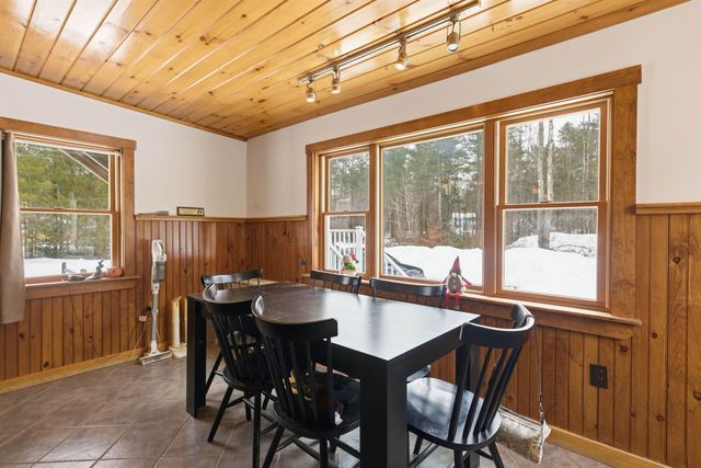 372 Owl Street, Campton, NH 03223