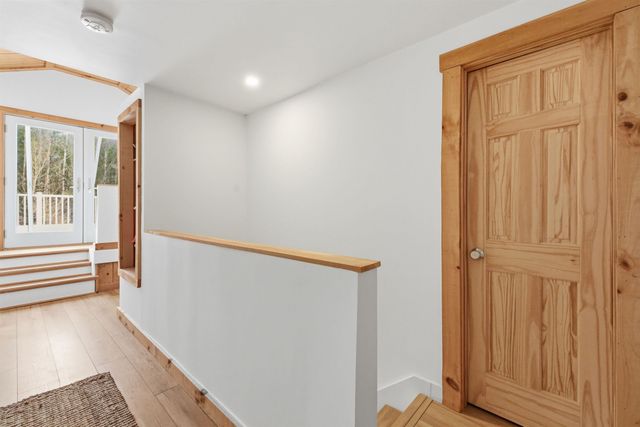 372 Owl Street, Campton, NH 03223