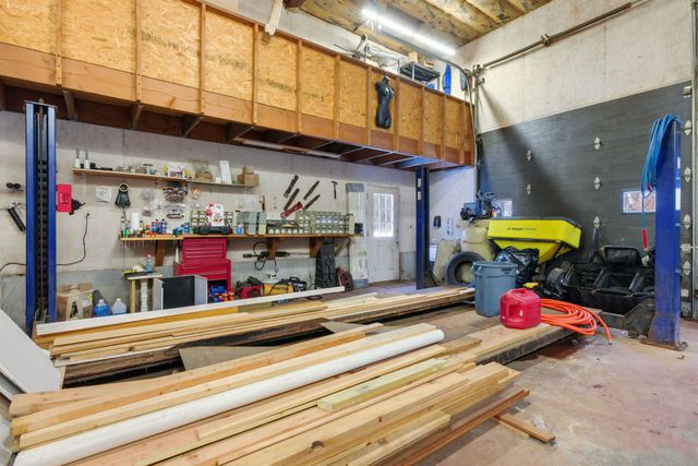 372 Owl Street, Campton, NH 03223