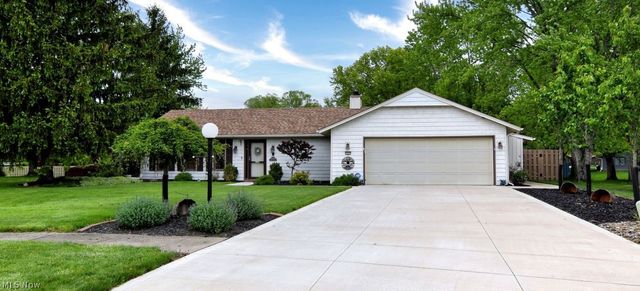 10797 Meadowgrass Road, Strongsville, OH 44149