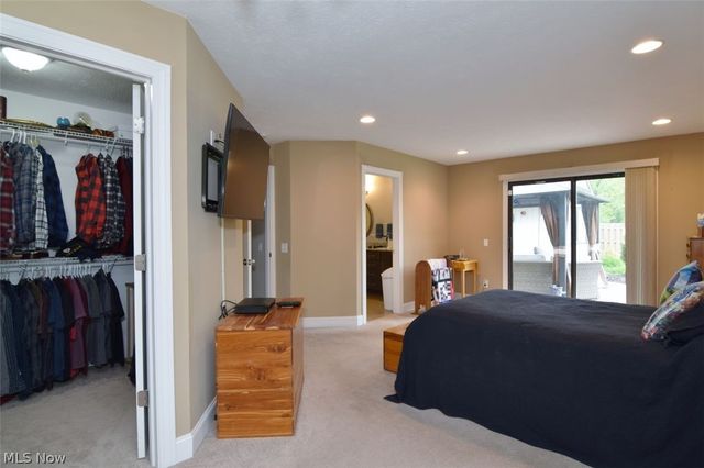 10797 Meadowgrass Road, Strongsville, OH 44149