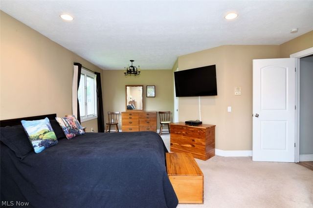 10797 Meadowgrass Road, Strongsville, OH 44149