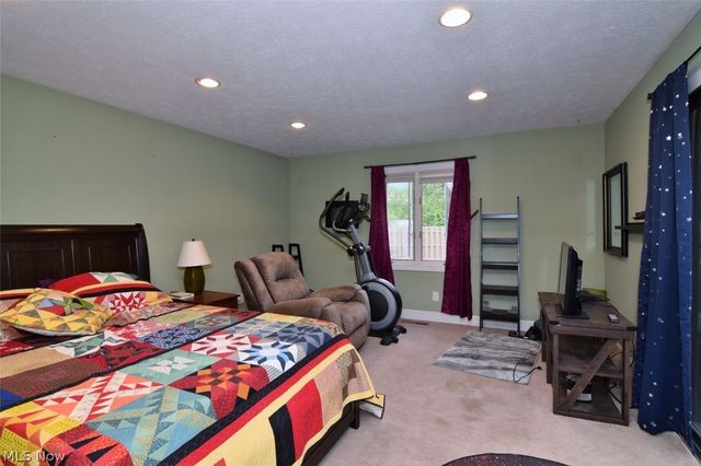 10797 Meadowgrass Road, Strongsville, OH 44149