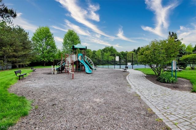 10797 Meadowgrass Road, Strongsville, OH 44149