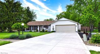 10797 Meadowgrass Road, Strongsville, OH 44149