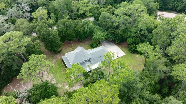 1515 RAMBLING OAKS LANE, Deland, FL 32720