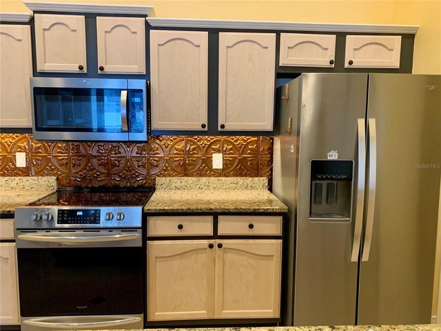 6738 VISTA PARK BOULEVARD, Orlando, FL 32829