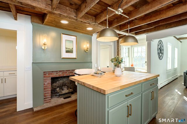 193 Phoenixville Road, Chaplin, CT 06235