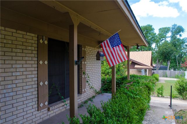 303 E 20th Avenue, Belton, TX 76513