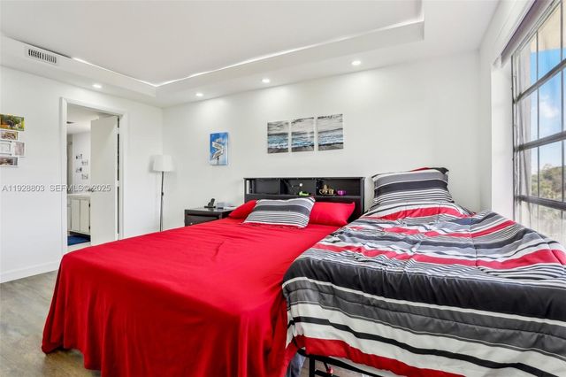 5570 NW 44th St 510A, Lauderhill, FL 33319