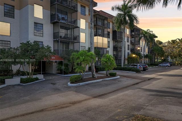 5570 NW 44th St 510A, Lauderhill, FL 33319