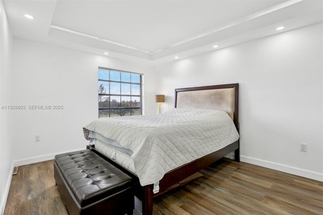 5570 NW 44th St 510A, Lauderhill, FL 33319