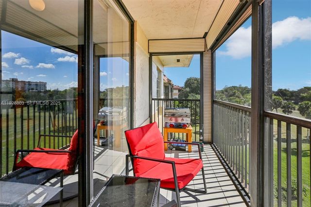 5570 NW 44th St 510A, Lauderhill, FL 33319