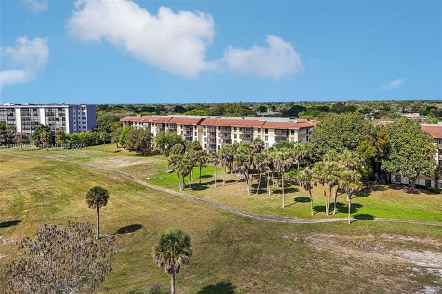 5570 NW 44th St 510A, Lauderhill, FL 33319