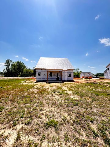 388 Maverick Lane, Dunn, NC 28334