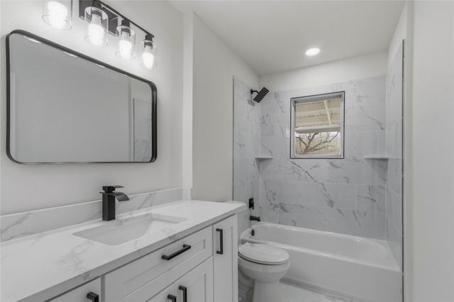 2111 Briar Lane, La Marque, TX 77568