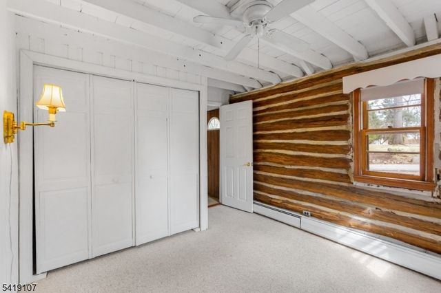 6 Partridge Trl, Kinnelon Boro, NJ 07405