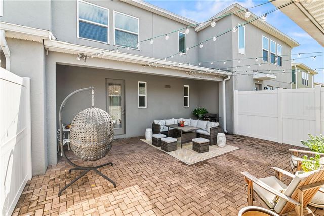 8024 BLUEJACK OAK DRIVE, Winter Garden, FL 34787