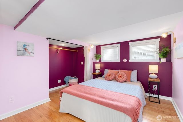 410 N 46th Street, Seattle, WA 98103
