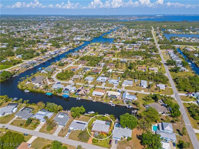 18446 Burkholder CIR, Port Charlotte, FL 33948
