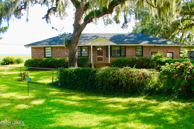 807 11th Street, Port Royal, SC 29935
