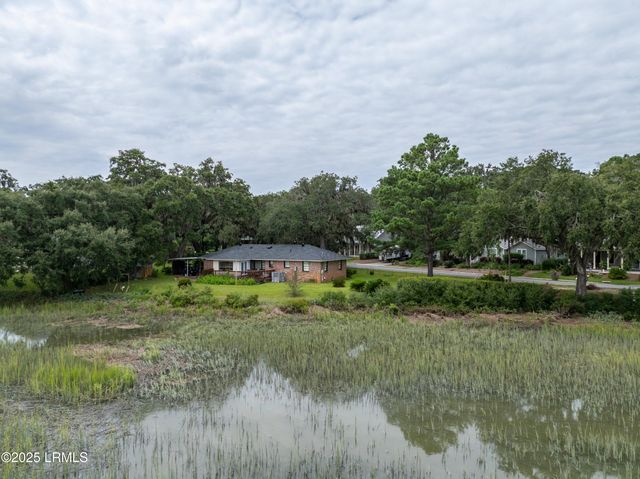 807 11th Street, Port Royal, SC 29935