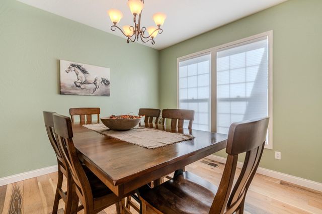 3059 Sycamore Way, Medford, OR 97504