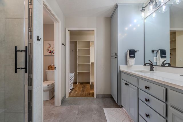 3059 Sycamore Way, Medford, OR 97504