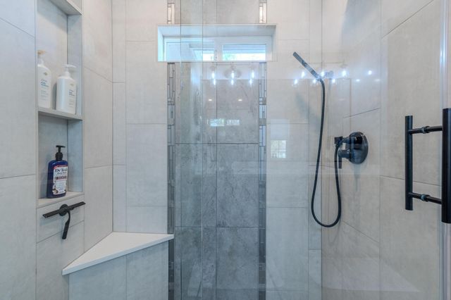 3059 Sycamore Way, Medford, OR 97504