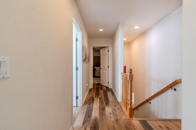 3059 Sycamore Way, Medford, OR 97504