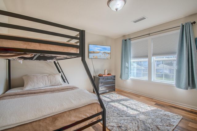 3059 Sycamore Way, Medford, OR 97504