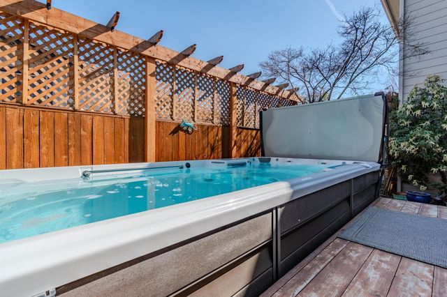 3059 Sycamore Way, Medford, OR 97504