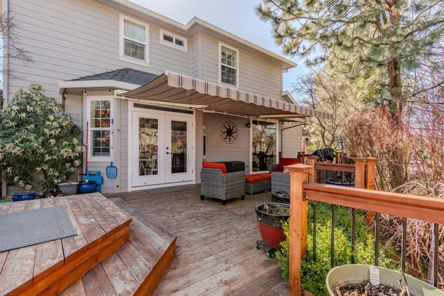 3059 Sycamore Way, Medford, OR 97504