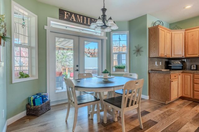 3059 Sycamore Way, Medford, OR 97504