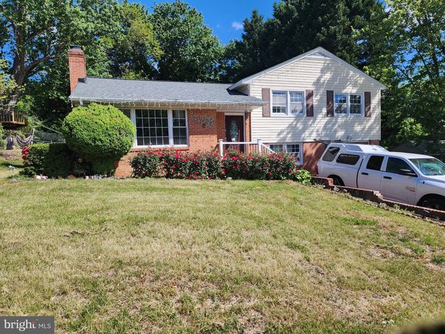 13 MAIN, Huntingtown, MD 20639
