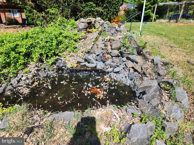 13 MAIN, Huntingtown, MD 20639