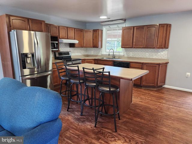 13 MAIN, Huntingtown, MD 20639