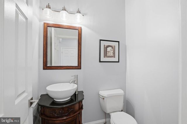 1459 HAMMOCK WAY, Lancaster, PA 17601