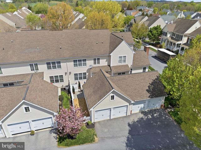1459 HAMMOCK WAY, Lancaster, PA 17601