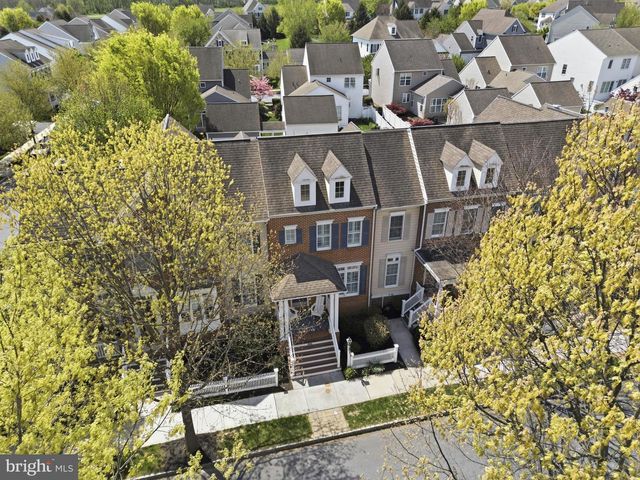 1459 HAMMOCK WAY, Lancaster, PA 17601