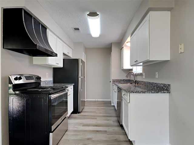 5710 Flax Bourton Street, Humble, TX 77346